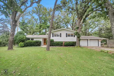 21257 S 79th Ave, Frankfort, IL 60423