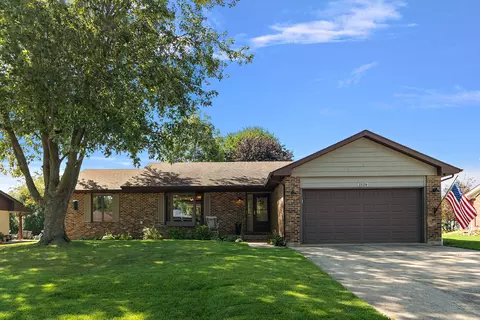 1529 Cimarron Dr, New Lenox, IL 60451