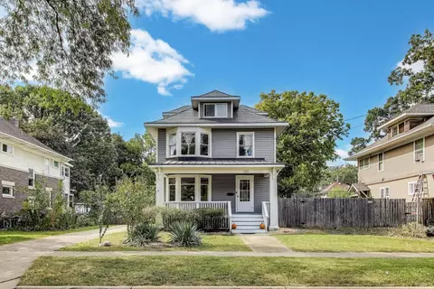 713 S 4th St, Aurora, IL 60505