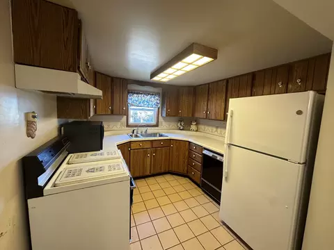Kitchen - 13629 Garden Plain Rd, Morrison, IL 61270 photo 1 of 2