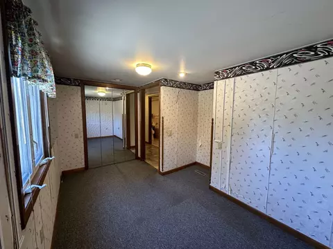 Bedroom - 13629 Garden Plain Rd, Morrison, IL 61270 photo 3 of 4