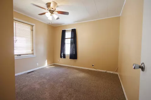Bedroom - 618 N 9th Ave, Kankakee, IL 60901 photo 3 of 4