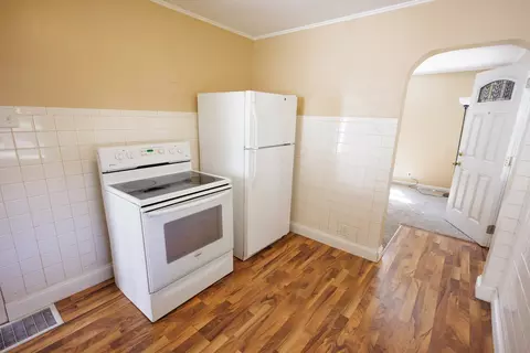 Entry Way - 618 N 9th Ave, Kankakee, IL 60901 photo 1 of 1