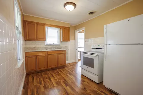 Kitchen - 618 N 9th Ave, Kankakee, IL 60901 photo 1 of 1