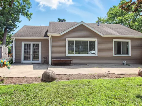 2912 Magellan Dr, Mchenry, IL 60051 photo 3