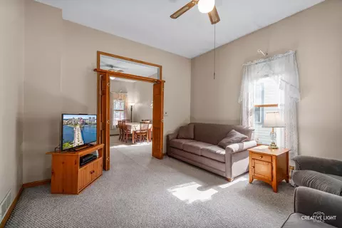 Living - 261 Perry St, Elgin, IL 60123 photo 2 of 2