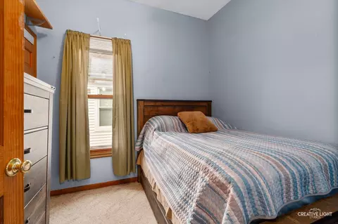 Bedroom - 261 Perry St, Elgin, IL 60123 photo 1 of 2