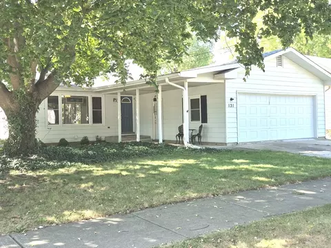 Exterior - 131 E Jackson St, Oswego, IL 60543 photo 2 of 7