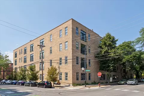 2100 N Racine Ave #4B, Chicago, IL 60614