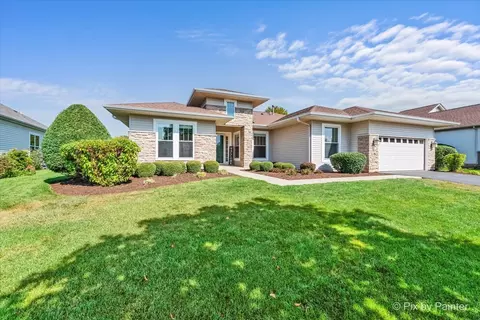 12720 Cold Springs Dr, Huntley, IL 60142