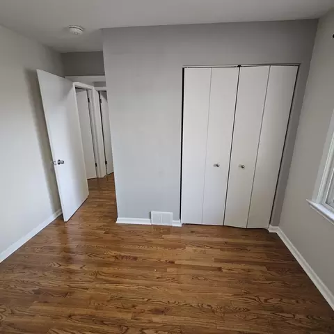 Bedroom - 1291 Phoenix Dr, Des Plaines, IL 60018 photo 1 of 5