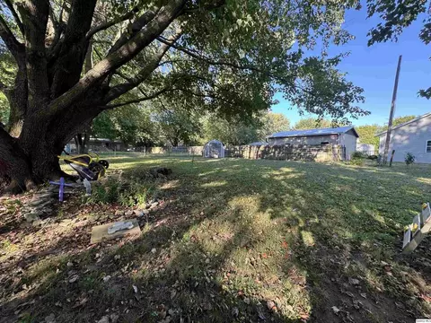 419 Willow, Payson, IL 62360 photo 4