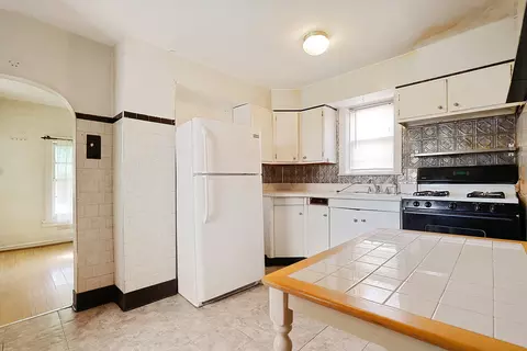 Kitchen - 331 E 22nd St, Chicago Heights, IL 60411 photo 2 of 2