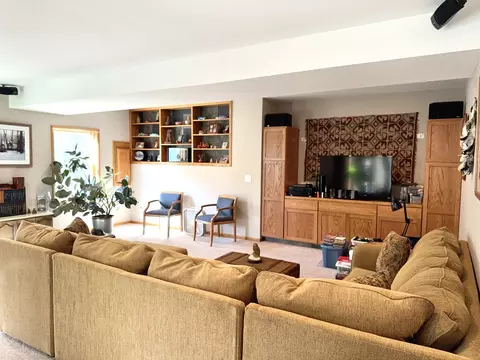 Living - 16555 Mclean Rd, Danvers, IL 61732 photo 10 of 14