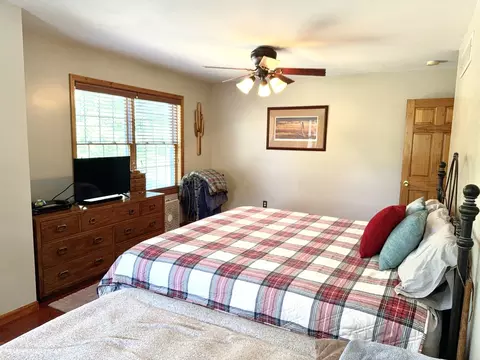 Bedroom - 16555 Mclean Rd, Danvers, IL 61732 photo 1 of 8