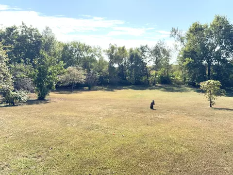 Exterior - 16555 Mclean Rd, Danvers, IL 61732 photo 6 of 16