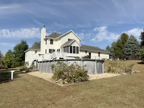 Exterior - 16555 Mclean Rd, Danvers, IL 61732 photo 15 of 16