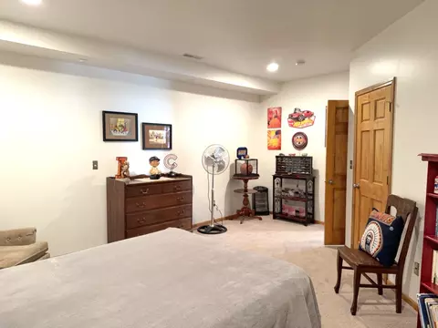 Bedroom - 16555 Mclean Rd, Danvers, IL 61732 photo 8 of 8