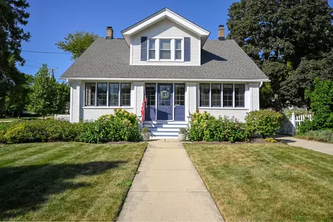 534 Western Ave, Glen Ellyn, IL 60137