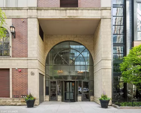 630 N State St #1406, Chicago, IL 60654