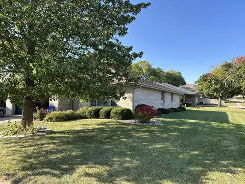 202 Boulder Dr #2, Morris, IL 60450