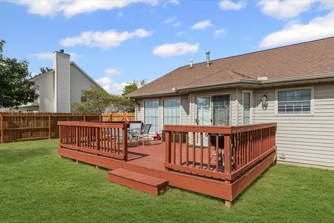 Exterior - 424 E Newton St, Mansfield, IL 61854 photo 6 of 7