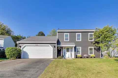 2 S030 Essex Ln, Warrenville, IL 60555