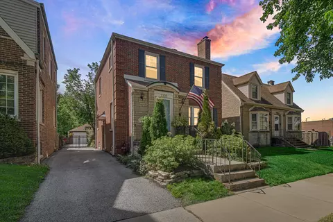 2335 W 107th St, Chicago, IL 60643