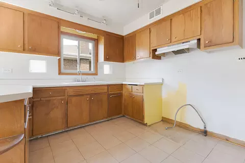 Kitchen - 2204 W 14th St, Broadview, IL 60155 photo 3 of 3