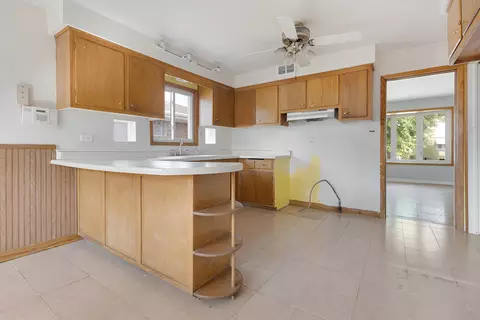 Kitchen - 2204 W 14th St, Broadview, IL 60155 photo 2 of 3