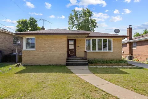 Exterior - 2204 W 14th St, Broadview, IL 60155 photo 2 of 3