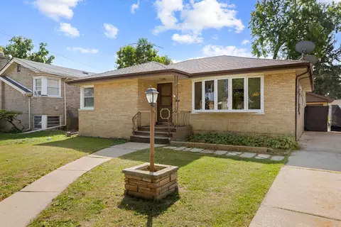 2204 W 14th St, Broadview, IL 60155