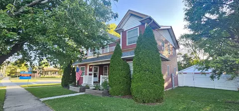 1321 Wood St, Crete, IL 60417