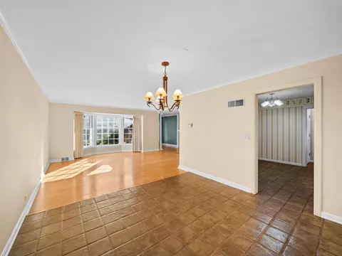 1125 Golfview Rd, Glenview, IL 60025 photo 11