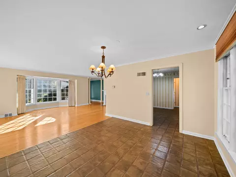 1125 Golfview Rd, Glenview, IL 60025 photo 10