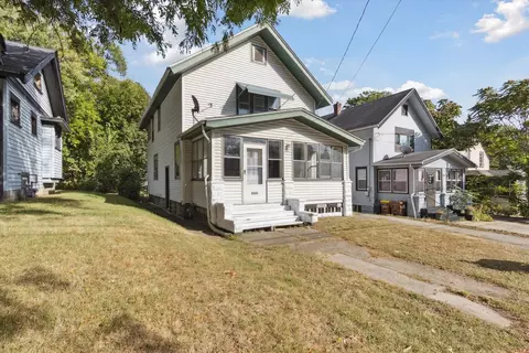411 N Central Ave, Rockford, IL 61101