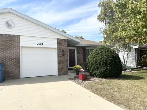 245 N Tomagene Dr, Bourbonnais, IL 60914