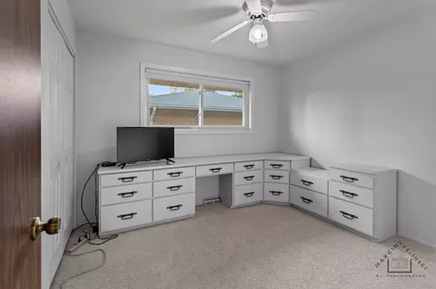 350 Lance Dr, Des Plaines, IL 60016 photo 11