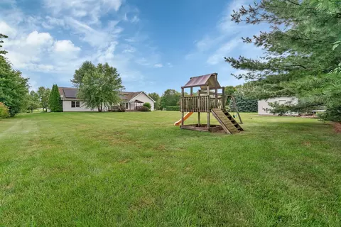 Exterior - 675 E Southmor Rd, Morris, IL 60450 photo 12 of 13