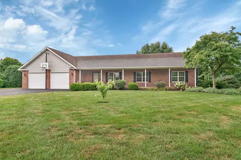 675 E Southmor Rd, Morris, IL 60450