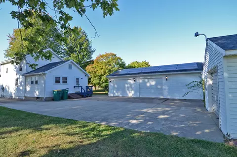 708 Lundy St, Streator, IL 61364
