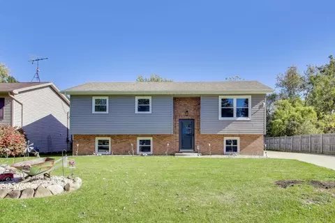 38127 N Northshore Ave, Beach Park, IL 60087