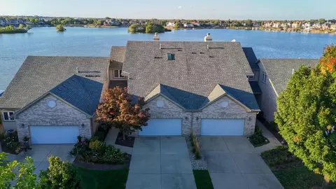 22864 Harbour Ln, Plainfield, IL 60544 photo 2