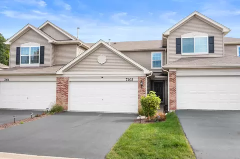 7103 Hidden Green Cir, Fox Lake, IL 60020