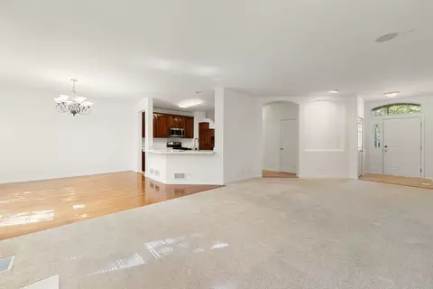 11 Bitter Spring Ct, Algonquin, IL 60102 photo 5