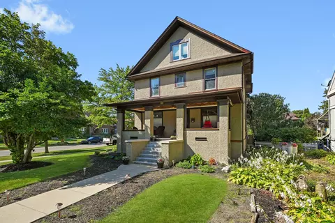 3444 Home Ave, Berwyn, IL 60402