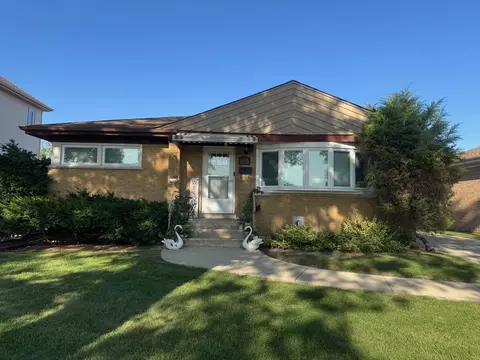 4608 Wesley Ter, Schiller Park, IL 60176