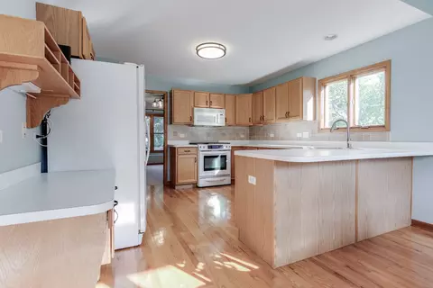 855 Ayers St, Bolingbrook, IL 60440 photo 13