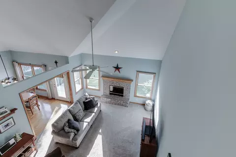 855 Ayers St, Bolingbrook, IL 60440 photo 24