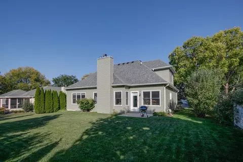855 Ayers St, Bolingbrook, IL 60440 photo 3